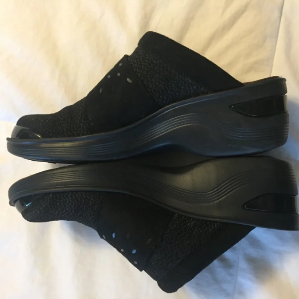 Bzees clogs - Picture 2 of 5